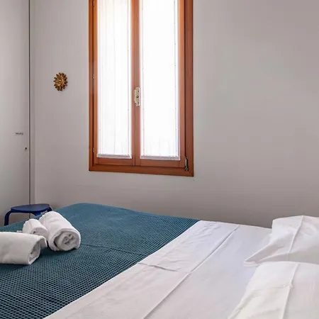 Apartamento Guesthost - Cozy 2-bedroom At